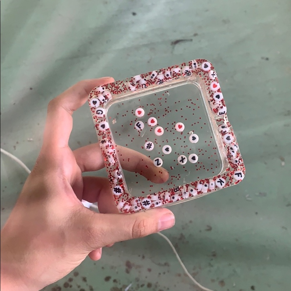 Red glitter ash tray